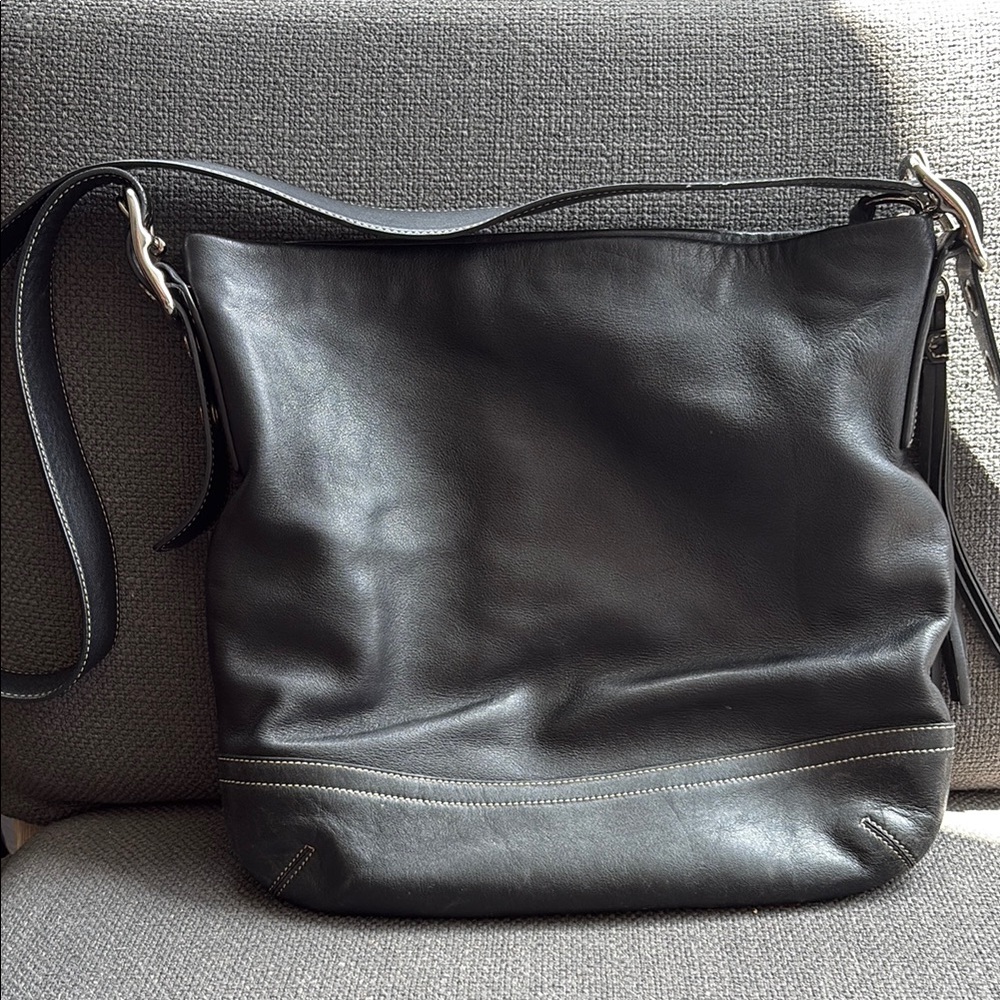 Coach Black Leather crossbody Bag F05S-1414